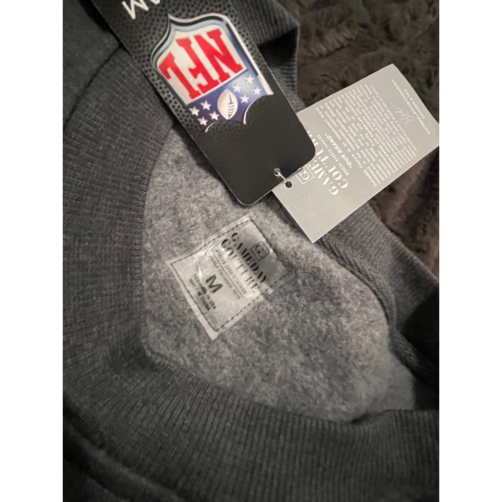 NFL Philadelphia Eagles Sweatshirt Gameday Couture Grey Crew Neck Fleece Medium - Picture 3 of 3